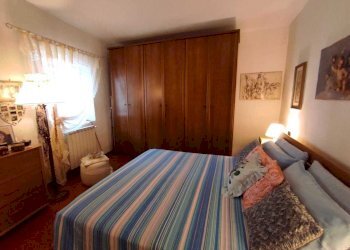 te28.jpg - Porzione di casa Fosdinovo - foto 27