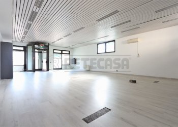 IMG_1739.JPG - Locale Commerciale Arcugnano - foto 5