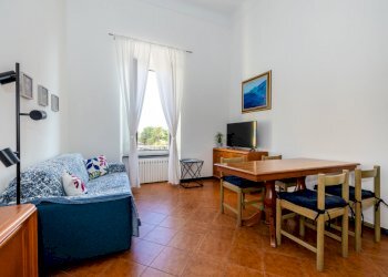 C83A0366.jpg - Appartamento Piazza Vittorio Emanuele II 5, Finale Ligure - foto 2