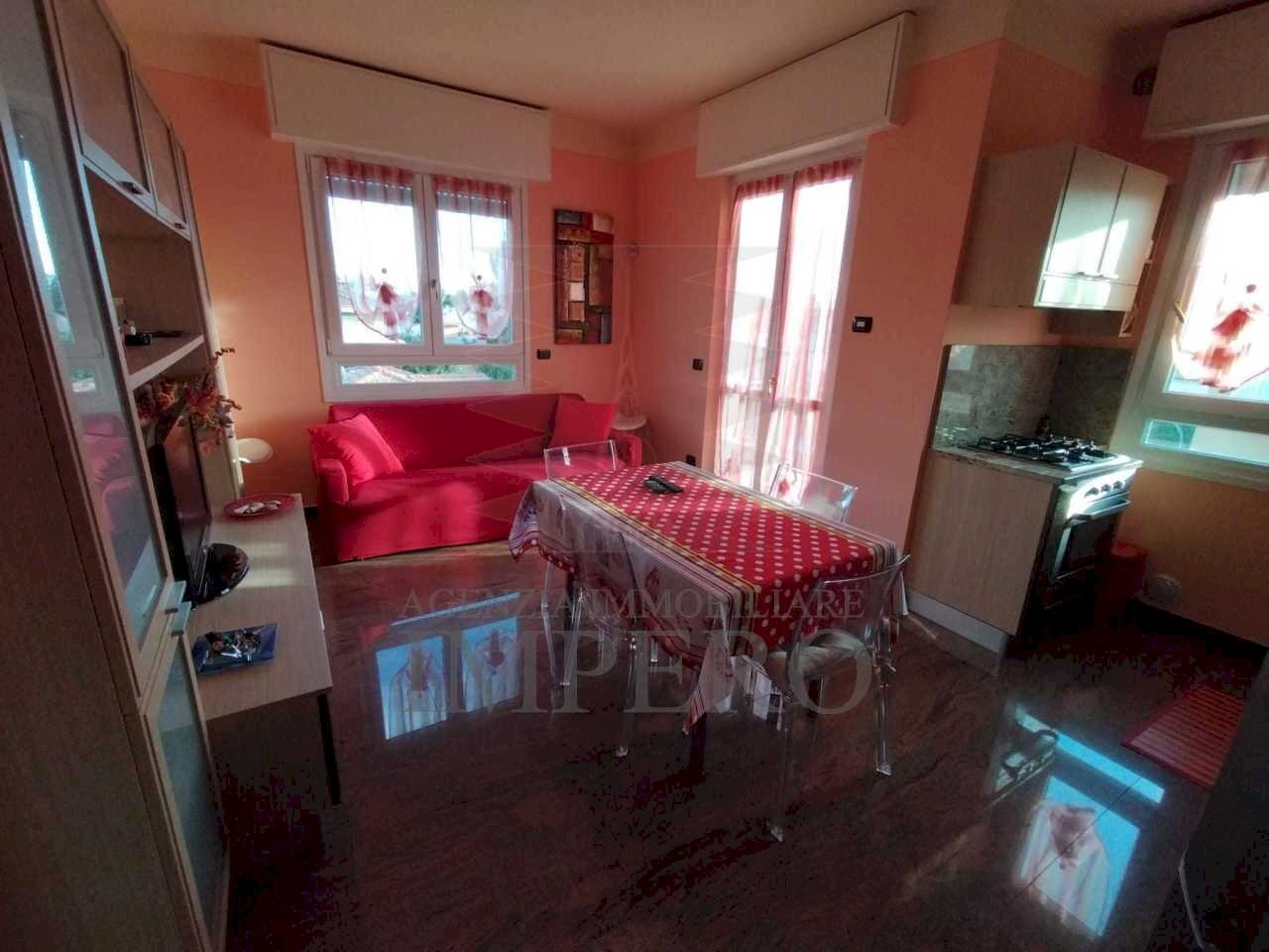 Two-room apartment Via Gerolamo Rossi, Bordighera - photo 1