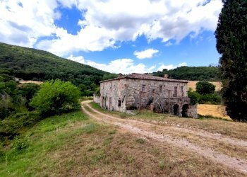 IMG_20220629_163225.jpg - Rustico Todi - foto 1