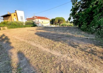 20220721_185546.jpg - Building land Pescara - photo 11