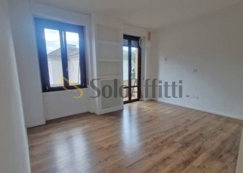 WhatsApp Image 2025-12-10 at 11.41.18 (2).jpeg - Trilocale Via San Giovanni Bosco 7, Seregno - foto 7