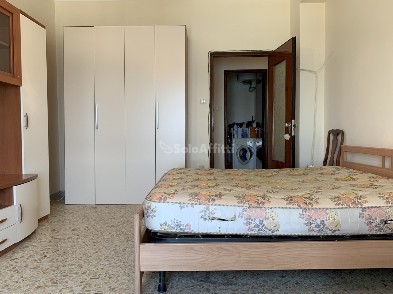 Camera 2 - Three-room apartment Catanzaro - photo 3