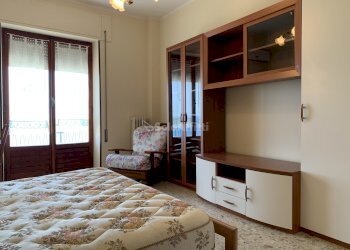 Camera 2 - Three-room apartment Catanzaro - photo 1