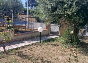 giardino - Villa a Schiera San Benedetto del Tronto - foto 1