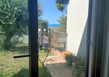 giardino - Villa a Schiera San Benedetto del Tronto - foto 5