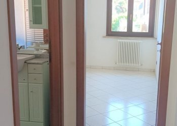 corridoio - Villa a Schiera San Benedetto del Tronto - foto 12