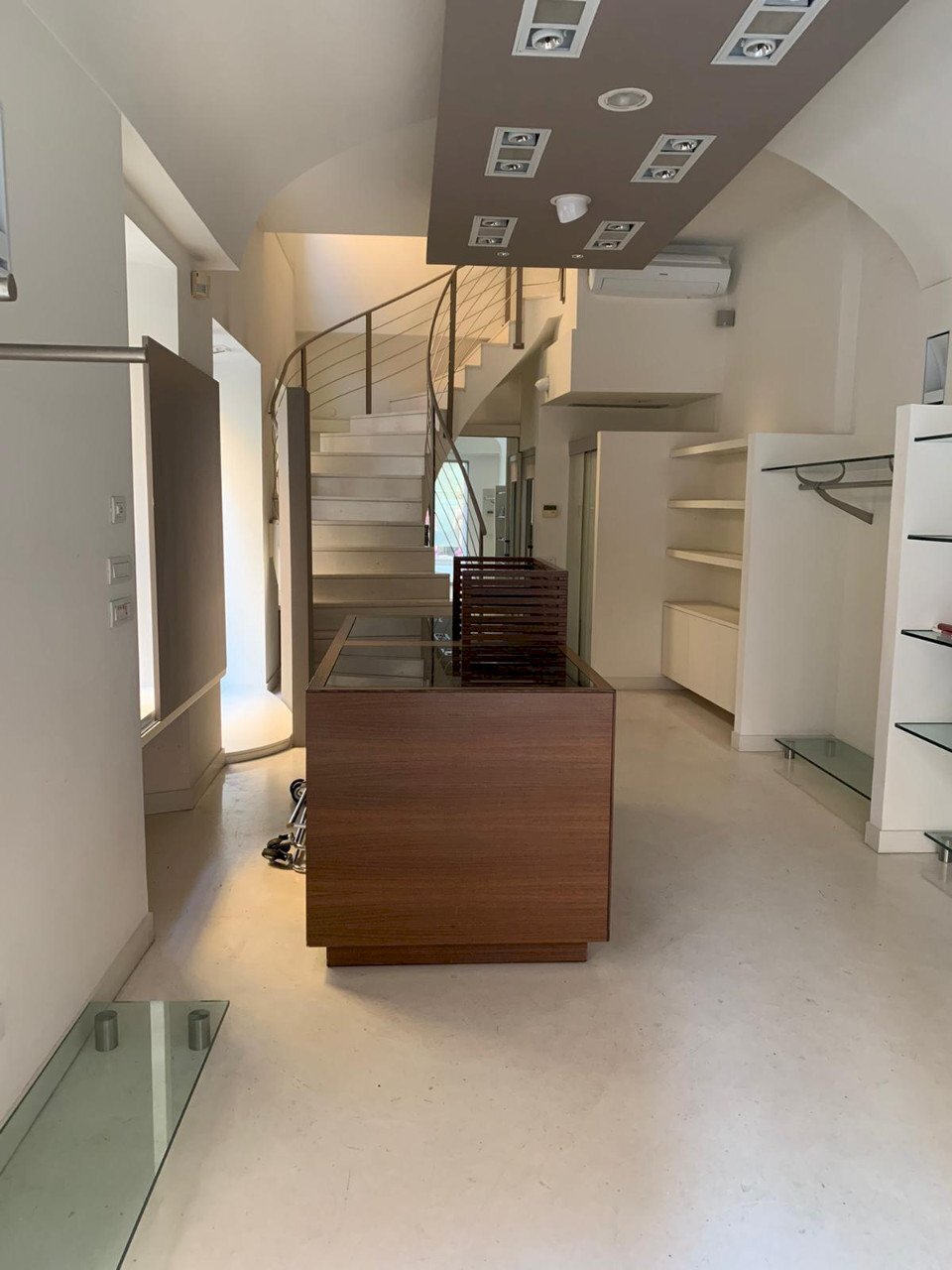 Negozio Piacenza - foto 1