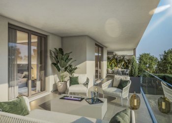 Terrazza_4_mezzo_2.jpg - Appartamento Via XX Settembre 94, Arona - foto 5