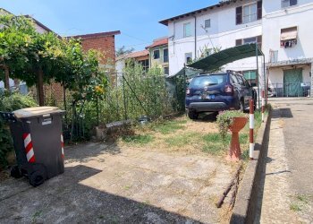 Independent house Francavilla Bisio - photo 4