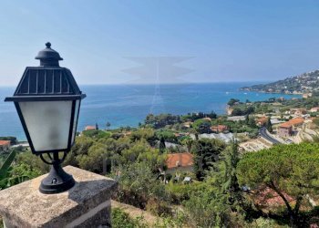 Villa Via M.Buonarroti 15, Ventimiglia - foto 1