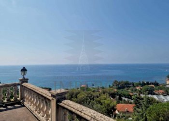 Villa Via M.Buonarroti 15, Ventimiglia - foto 2