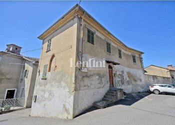 Villa piazza Vittorio Veneto, 1, Rosignano Monferrato - foto 3