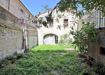 Villa piazza Vittorio Veneto, 1, Rosignano Monferrato - photo 5