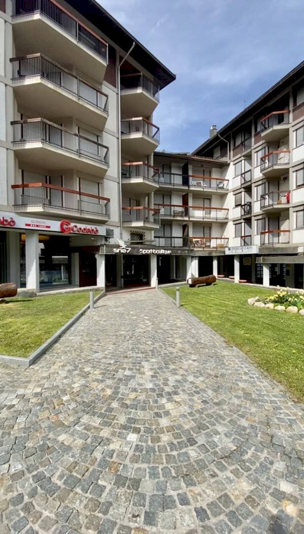 CONDOMINIO 2 - Two-room apartment via Giuseppe Francesco Medail, 57, Bardonecchia - photo 2