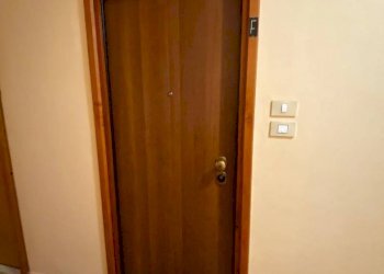 PORTA D\'INGRESSO - Bilocale via Giuseppe Francesco Medail, 57, Bardonecchia - foto 5