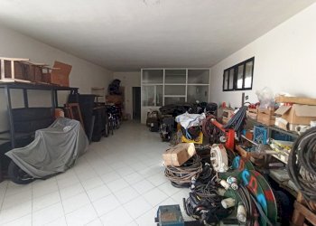 3.jpg - Magazzino Via della Pace 1/a, Castelnuovo Magra - foto 3