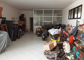 4.jpg - Magazzino Via della Pace 1/a, Castelnuovo Magra - foto 4