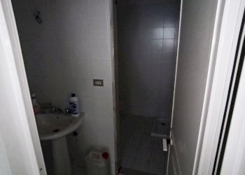 5.jpg - Magazzino Via della Pace 1/a, Castelnuovo Magra - foto 5