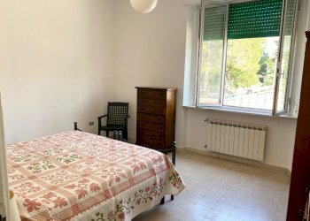 CAMERA MATRIMONIALE 3 - Appartamento Via Carlo Pisacane 100, Pescara - foto 8