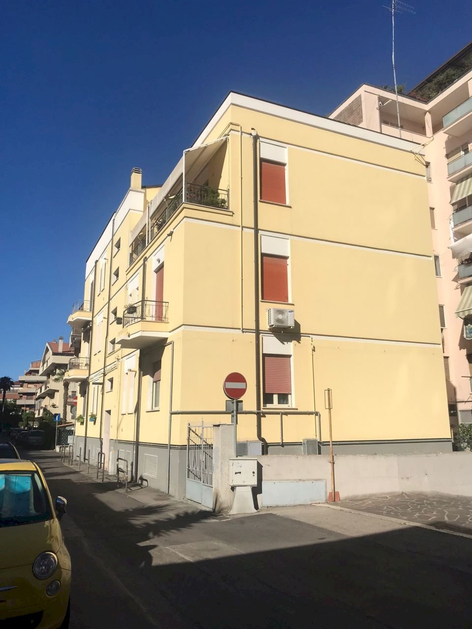 e23d1882-1894-4912-b2fb-ddf41c38279c.jpg - Box Via Michelangelo Castagna 26, Pescara - photo 1