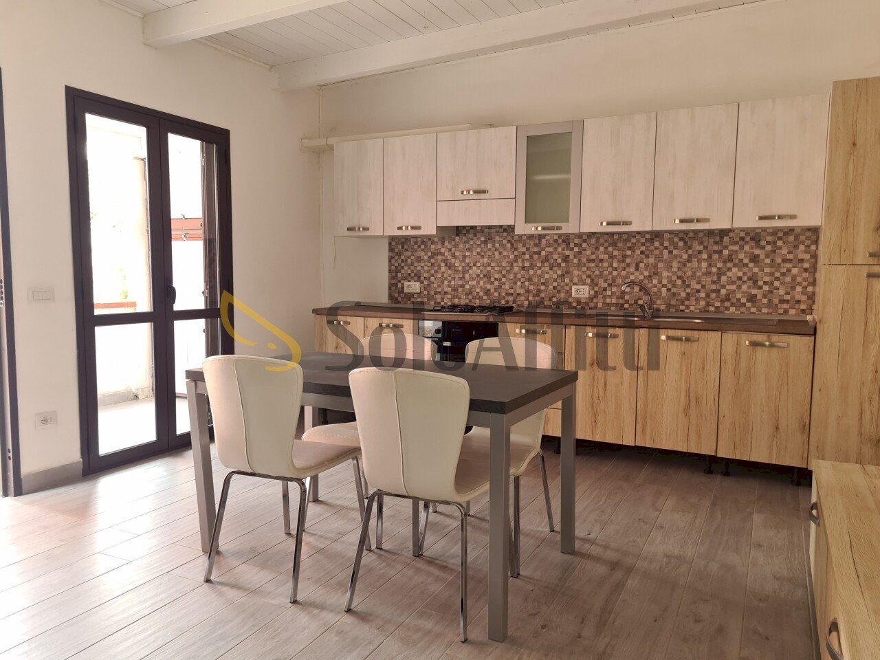 20220415_173536.jpg - Two-room apartment Borgia - photo 3