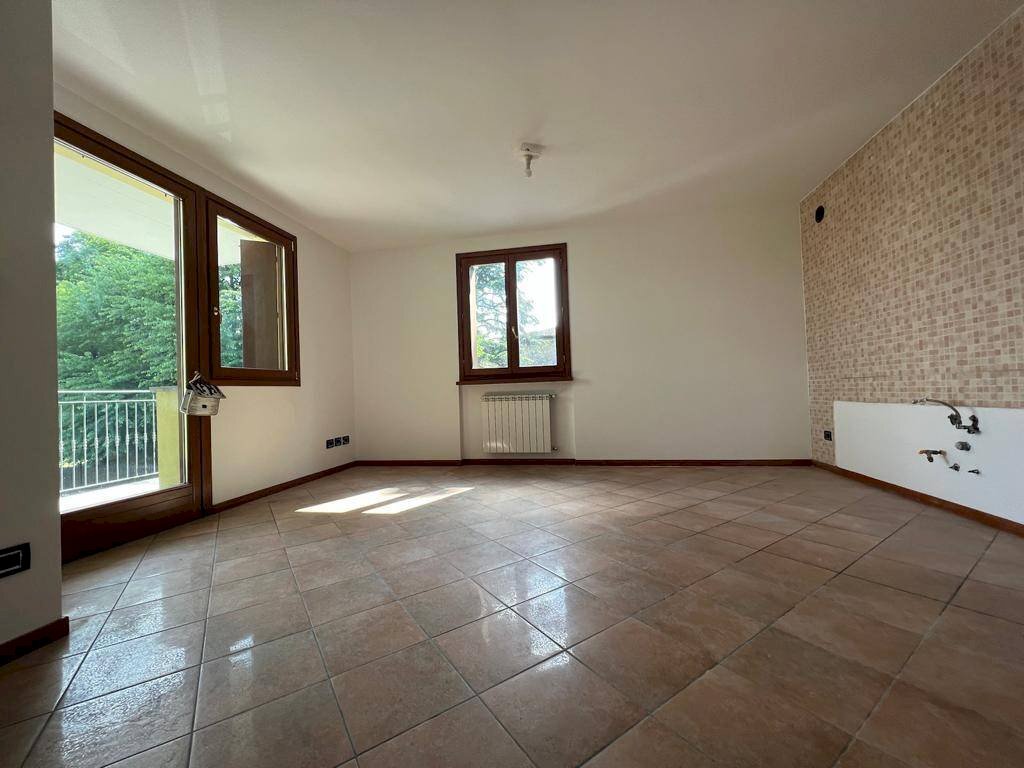Three-room apartment via Adamello, Almenno San Salvatore - photo 1