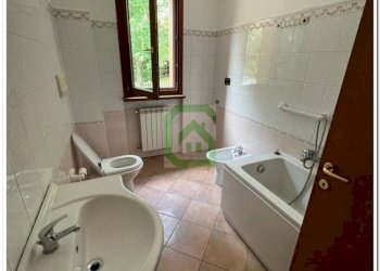 Three-room apartment via Adamello, Almenno San Salvatore - photo 4