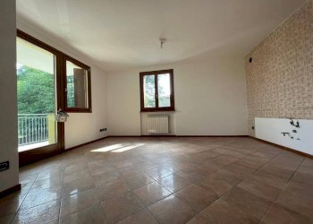 Three-room apartment via Adamello, Almenno San Salvatore - photo 1