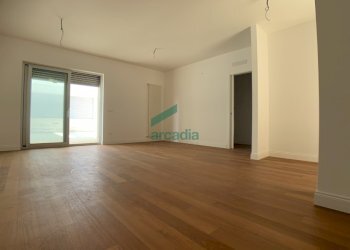 IMG_7640.JPG - Ufficio Via Orfeo Mazzitelli 45, Bari - foto 3