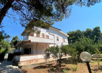 Villa via Pablo Neruda, Torretta - photo 3