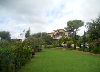 ca1.jpg - Villa Castelnuovo Magra - foto 2