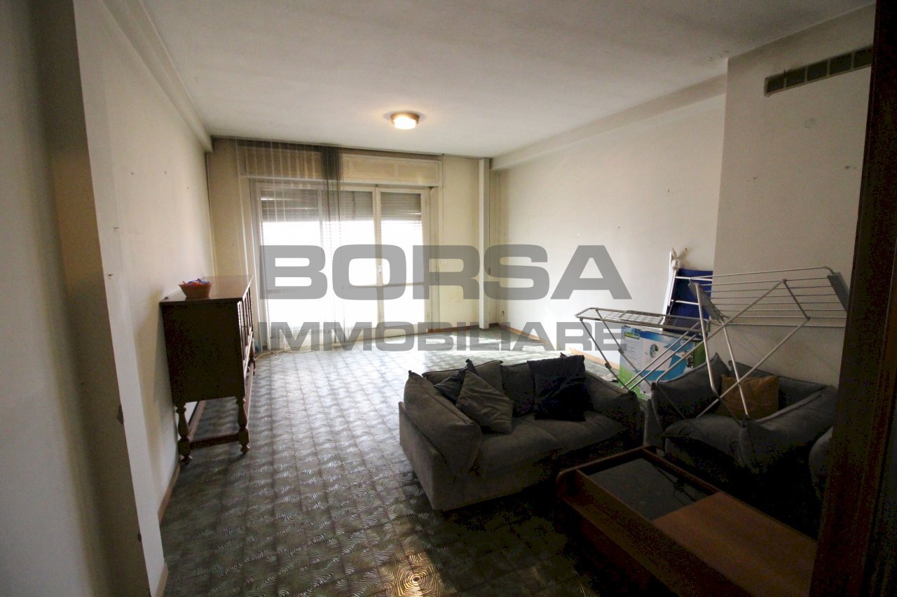 IMG_8461.JPG - Appartamento Via Montebello 27, Livorno - foto 3