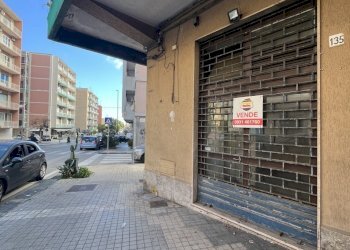 IMG_1605.JPG - Commercial Premises Via San Giovanni alle Catacombe 11, Siracusa - photo 1