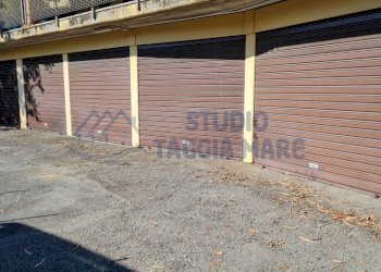 20220804_093258.jpg - Box Strada Casai, Riva Ligure - foto 1