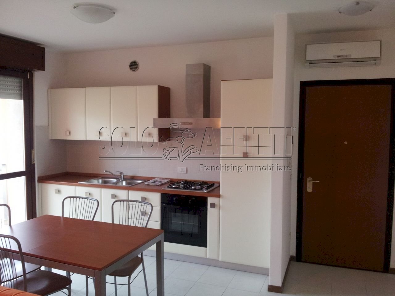 002.jpg - Bilocale Via Emilio Lussu 4, Legnago - foto 2