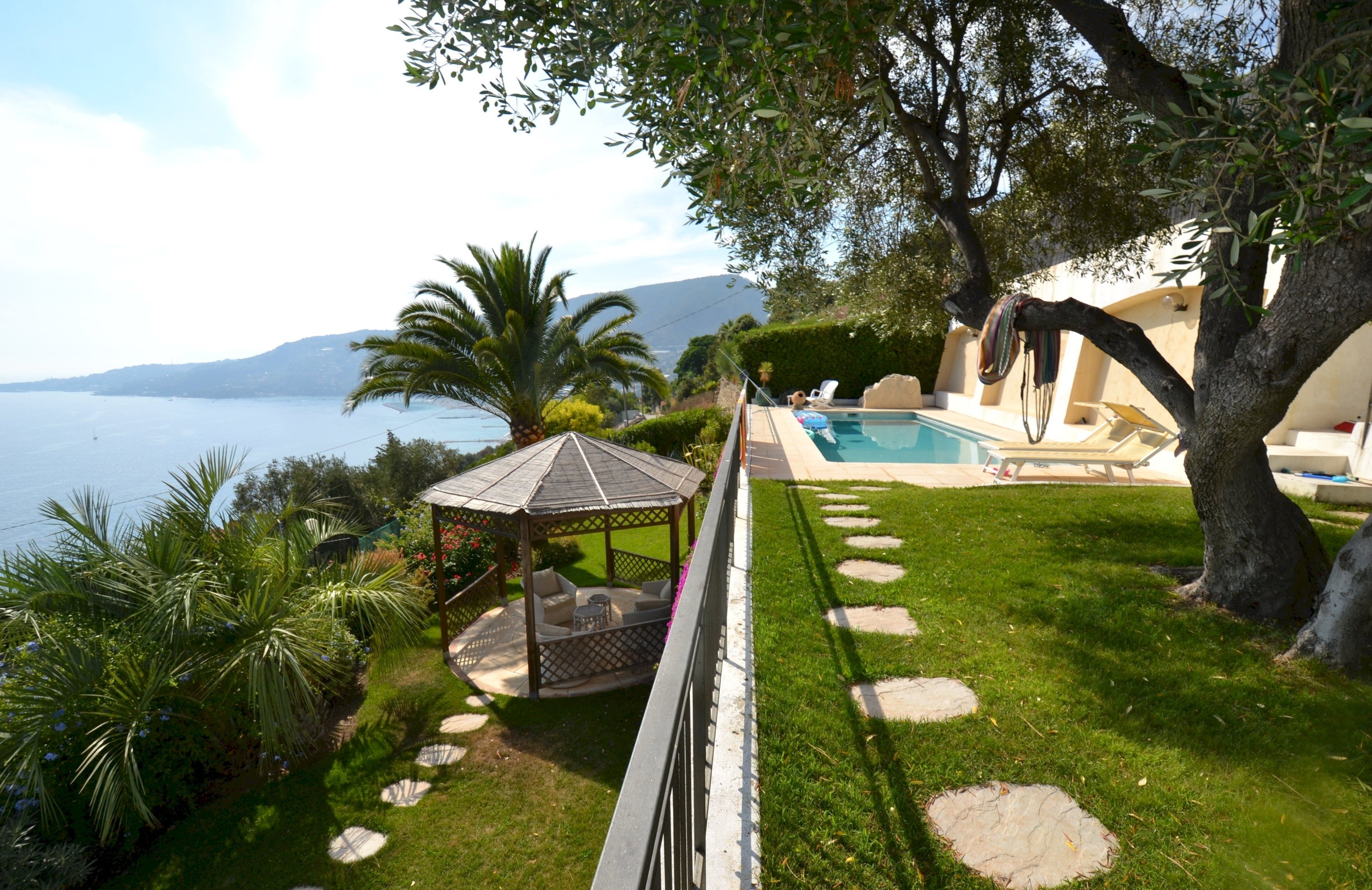 Villa Unifamiliare Ospedaletti - foto 2