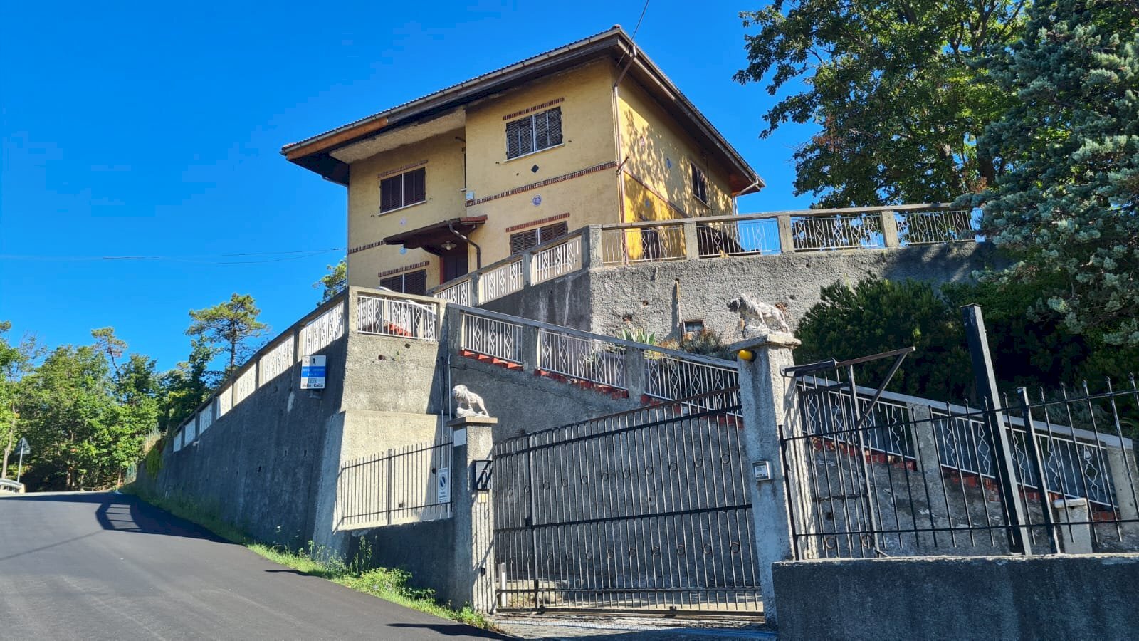 Villa Rossiglione - photo 1