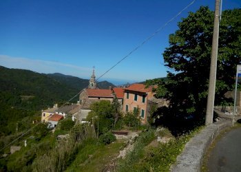 DSCN6233.JPG - Appartamento Via alla Chiesa, Castiglione Chiavarese - foto 1