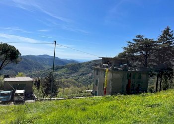 WhatsApp Image 2023-04-27 at 10.24.28.jpeg - Villa Via San Nicolao 6, Castiglione Chiavarese - foto 2