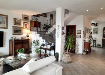 Sala.jpg - Villa via della prugnoliccia, Livorno - foto 6