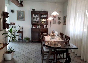 sala zona pranzo.jpg - Villa via della prugnoliccia, Livorno - foto 8