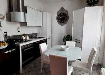 cucina.jpg - Villa via della prugnoliccia, Livorno - foto 10