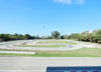 Negozio CONTRADA FIUME TAVO N., Cappelle sul Tavo - foto 1