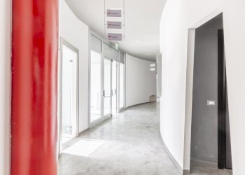 corridoio - Ufficio Via Massimo Bontempelli 8, Perugia - foto 10