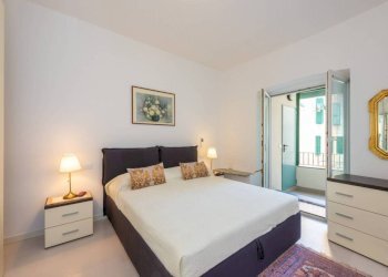 Camera da letto - Bilocale via Felice Gazzolo, 7, Genova - foto 5