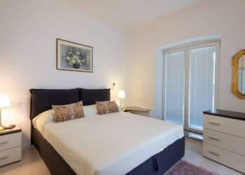 Camera da letto - Bilocale via Felice Gazzolo, 7, Genova - foto 12