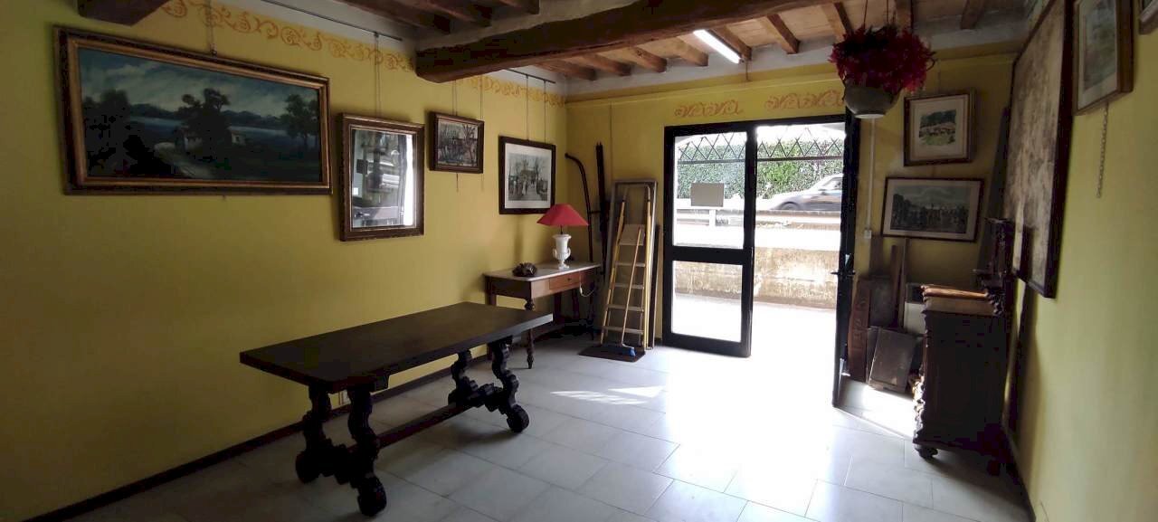 IMG_20210409_163043.jpg - Commercial Premises via Giardini 1023, Modena - photo 1