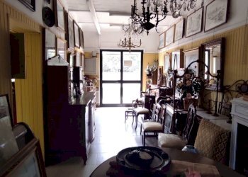 IMG_20210409_162905.jpg - Commercial Premises via Giardini 1023, Modena - photo 6